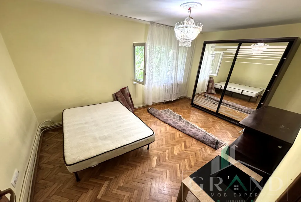 3 Camere Decomandat 2 Bai 69 mp Parter Zorilor/P t