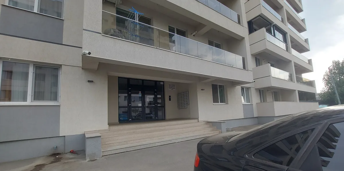 Berceni metrou pasarela popesti bloc nou