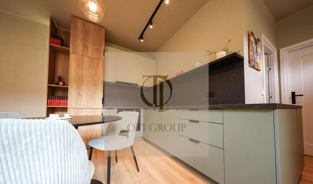 Apartament 2 camere curte si 2 parcari Centru Cluj