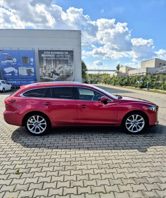 Mazda 6 2 2 SKYACTIV-D- CD 150 COMBI Revolution NAVI MT6 - an 2014 10 200 eur