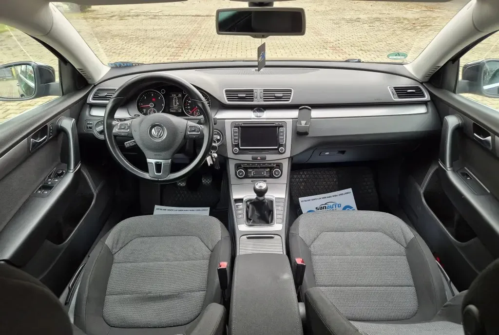 VW Passat B7 2011 1 6 TDI 105 CP euro 5 / RATE fara avans 4 990 eur