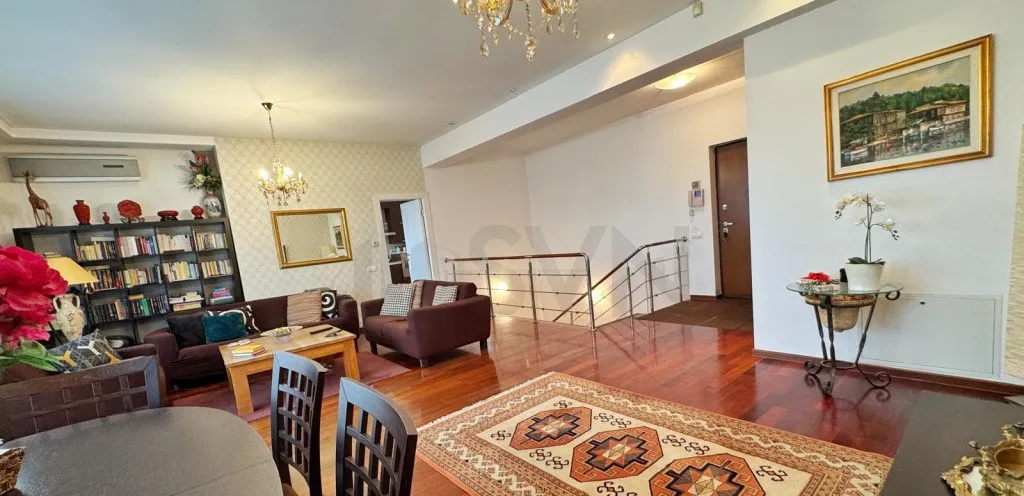 Duplex l Sos Nordului l Parcare