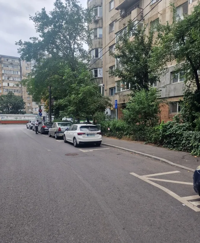 2 camere Crangasi Parcare inclusa - 550 euro