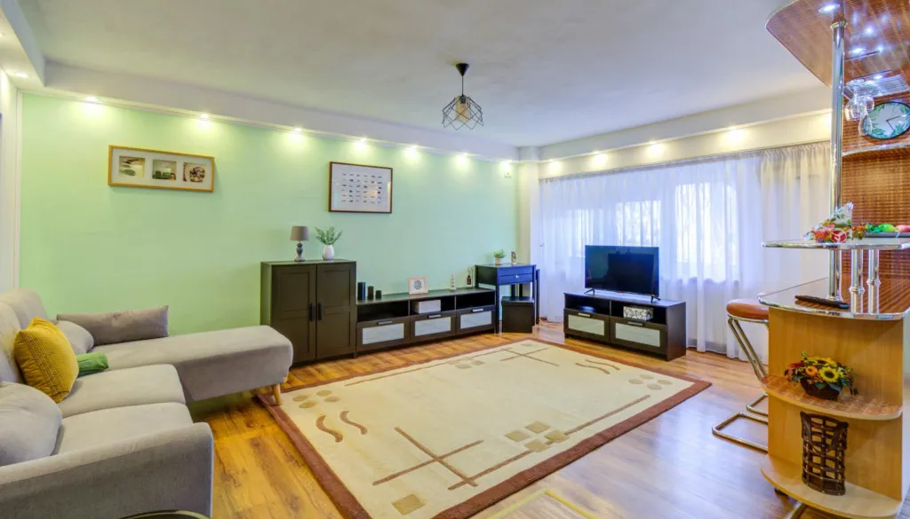 Garsoniera Studio Piata Unirii Nerva Traian Mircea Voda