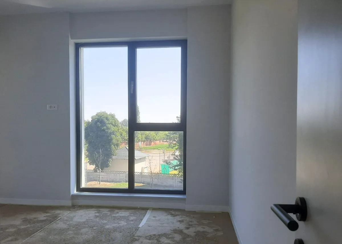 Baneasa Apartament 3 Camere bucatarie inchisa si terasa 12 mp cu vedere libera