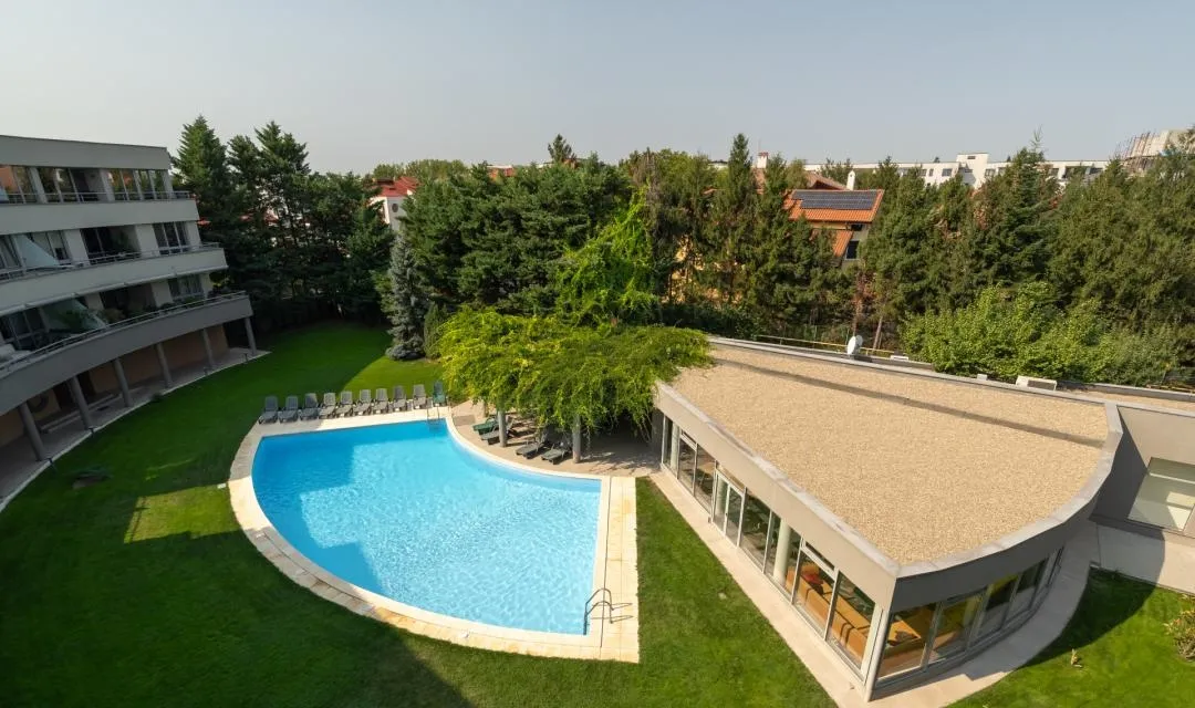 Iancu Nicolae 5 camere 185 mpu Amfiteatru 2 locuri parcare