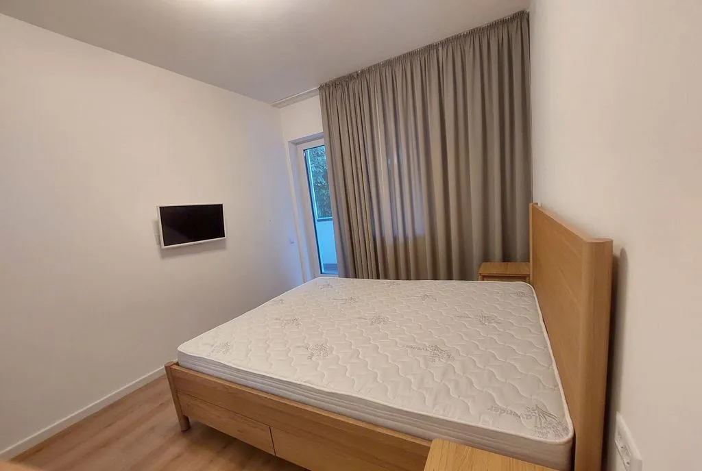 2 Camere 2 balcoane mobilat parcare subsol inclusa 3 minute Metrou Pacii