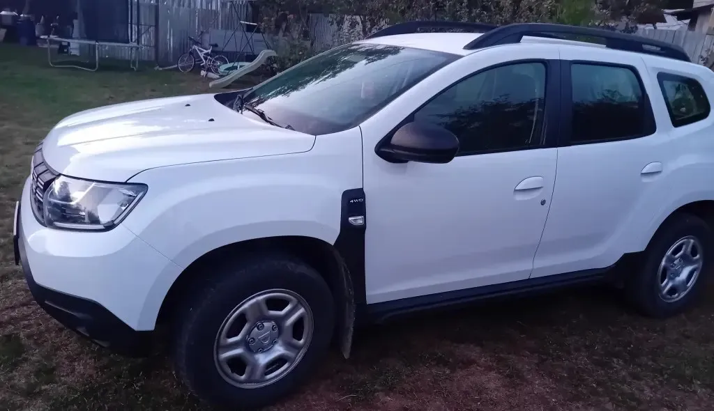 Dacia Duster 4X4 11 900 eur