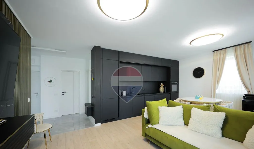 De vanzare apartament cu 3 camere Prima Arena