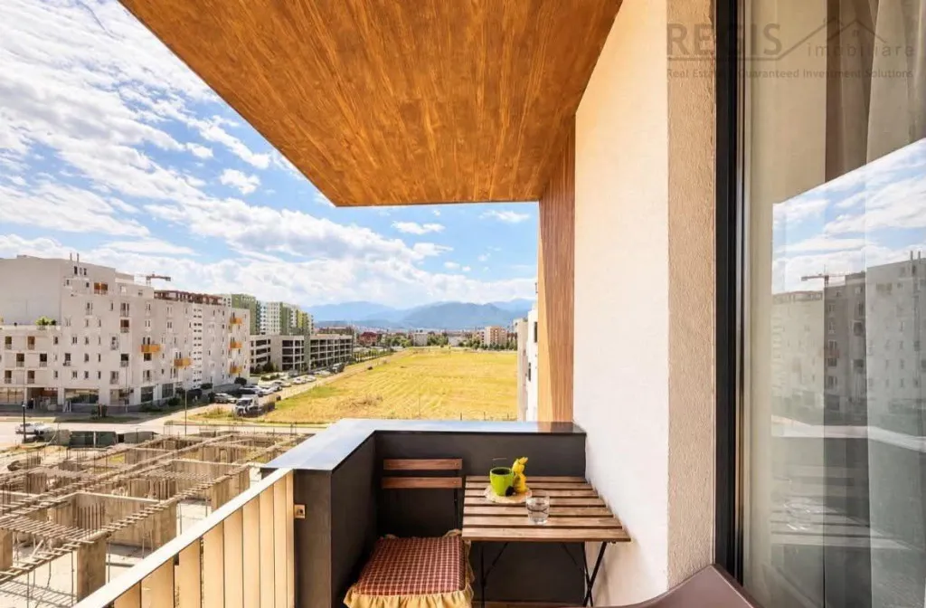 Apartament 3 camere Qualis 2 balcoane Parcare