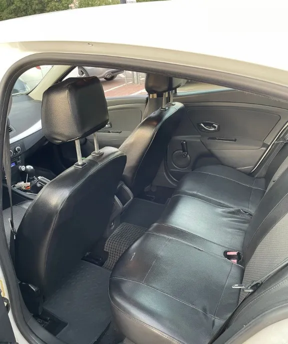 Renault Fluence 1 5 dci 95 cp 2015 4 300 eur