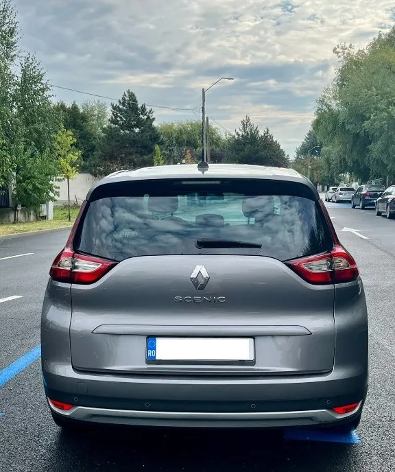 Renault Grand Scenic BLUE dCi 120 BUSINESS EDITION - 7 locuri 9 290 eur