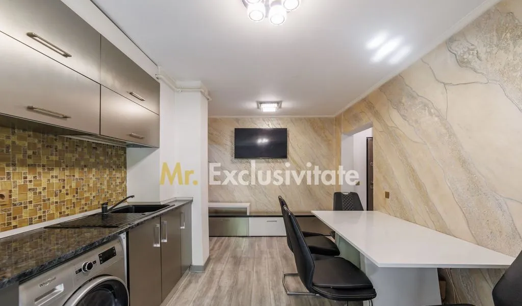 Apartament 2 camere decomandat cartierul Banat Pitesti