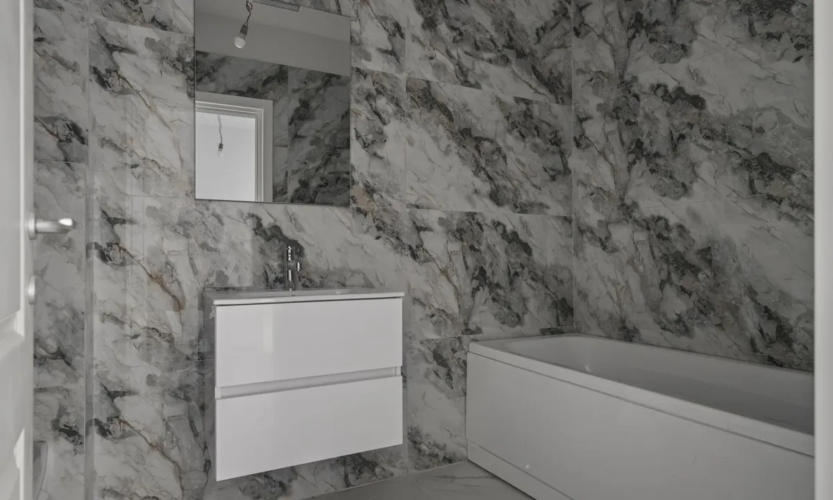 Metrou Preciziei 2 camere finisat complet se accepta credit
