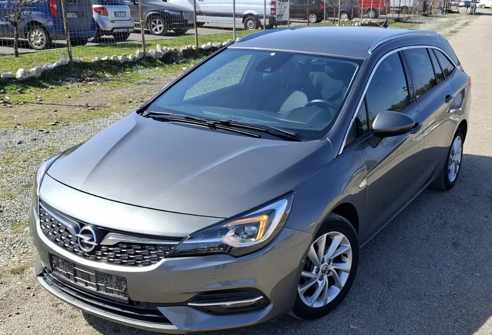 Opel Astra Automat RAR facut nr Rosii 8 399 eur