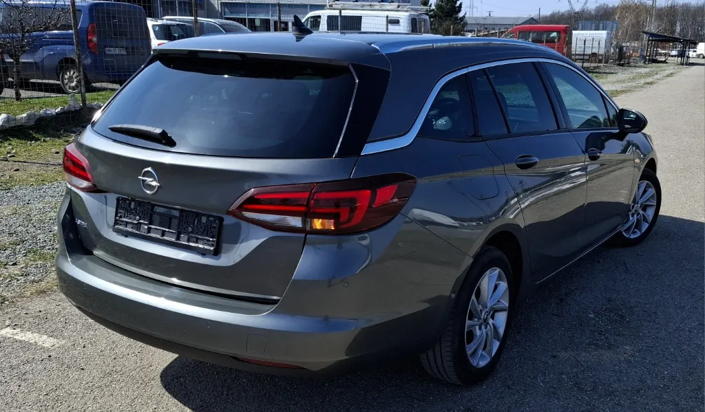 Opel Astra Automat RAR facut nr Rosii 8 399 eur