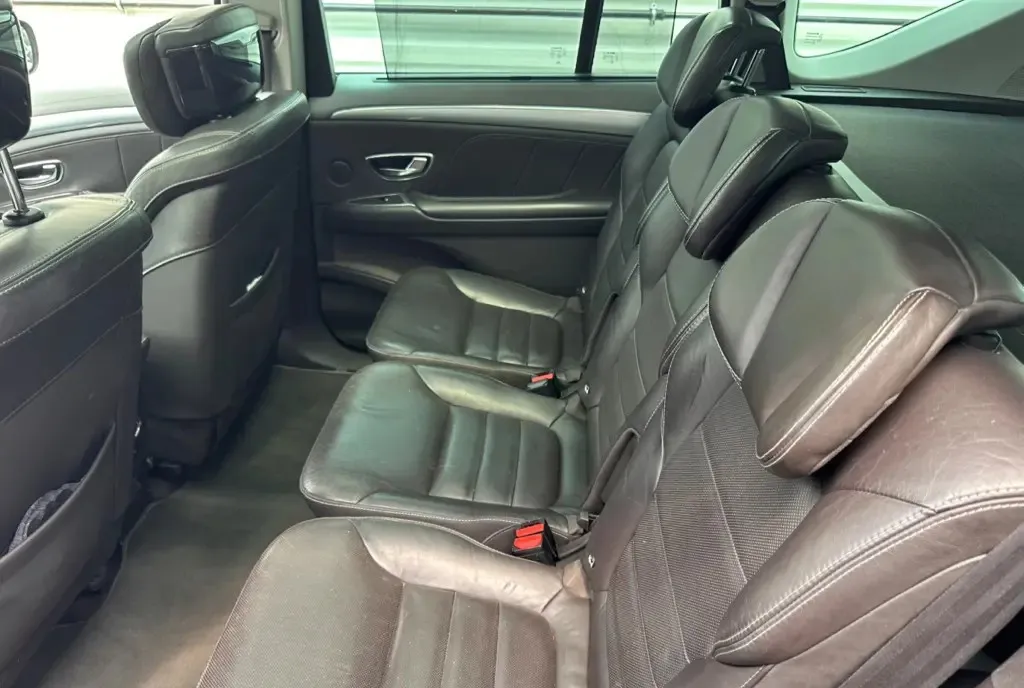 Renault espace V 8 500 eur