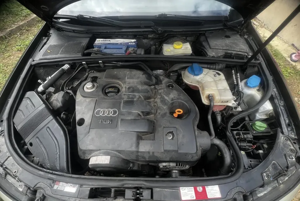 AUDI A4 b6 2004 1 9 TDI 101CP 315 746 km 2 290 eur