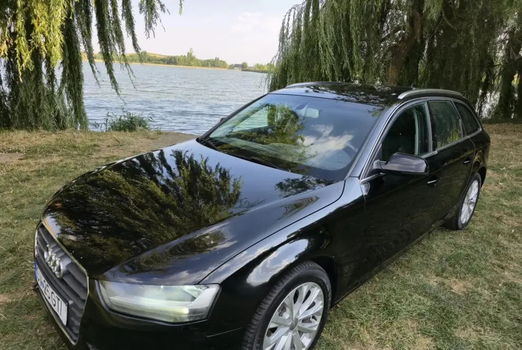 Audi a4 avant 2013 8 200 eur