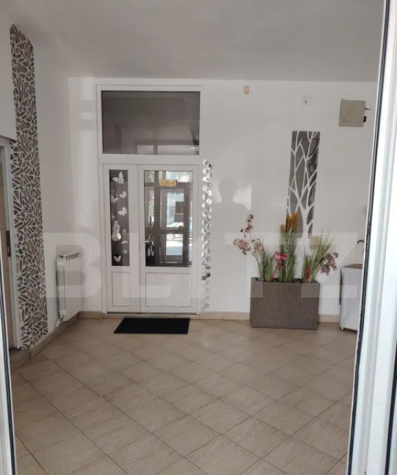 Spatiu de vanzare 695 mp zona Campia Turzii