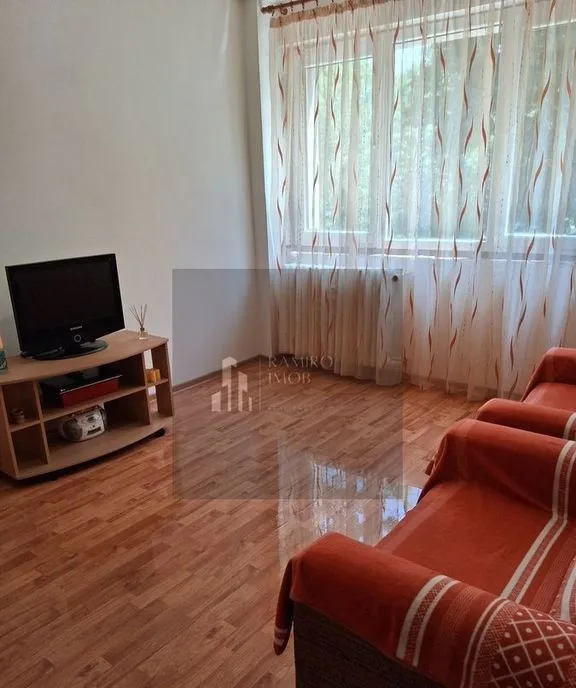 Apartament 2 camere/50mp/etaj 1/balcon/10 min metrou Dristor/Parc ior