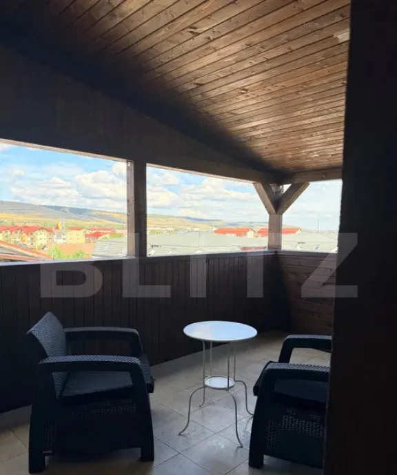 Apartament tip penthouse terasa 15 mp zona Porii