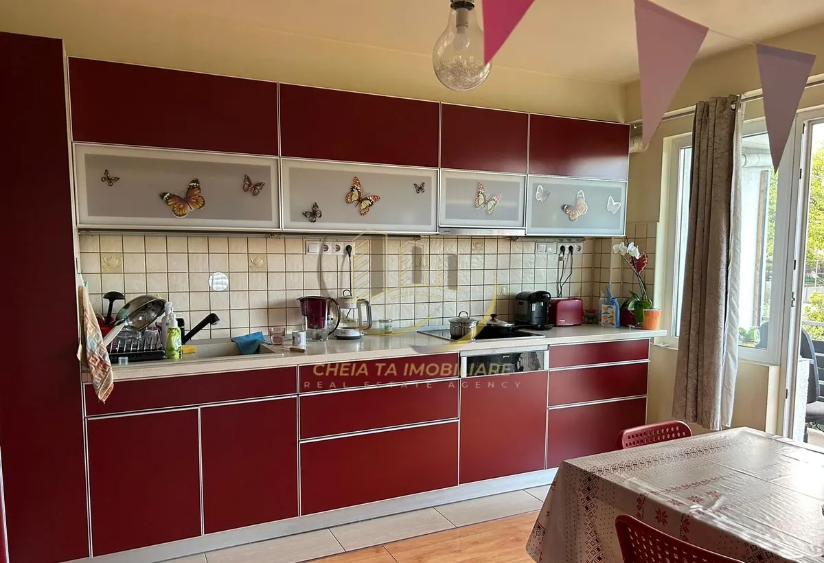 Cluj Napoca duplex 130 mp intre lacuri negociabil si disponibil imediat