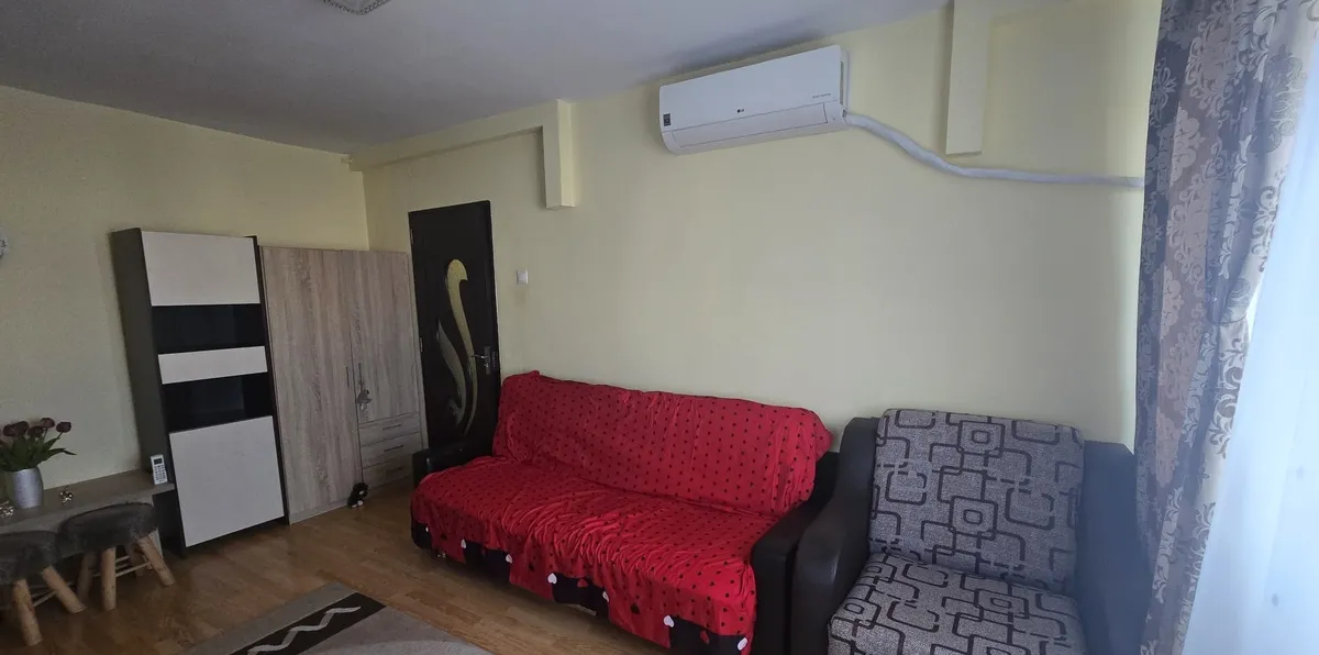 Dristor metrou stradal bloc mixt decomandata mobilata utilata 380 euro