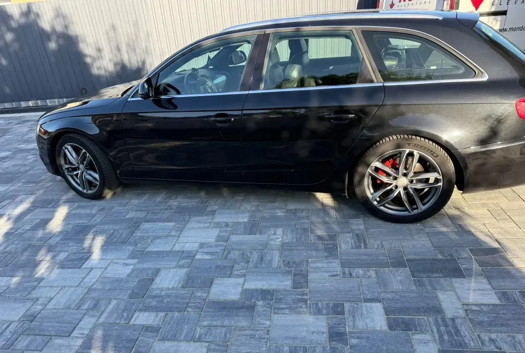 Audi a4 b8 S line 5 200 eur