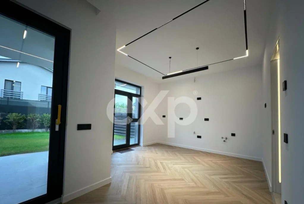 Vila Finalizata 5 camere 330 mp teren 5
