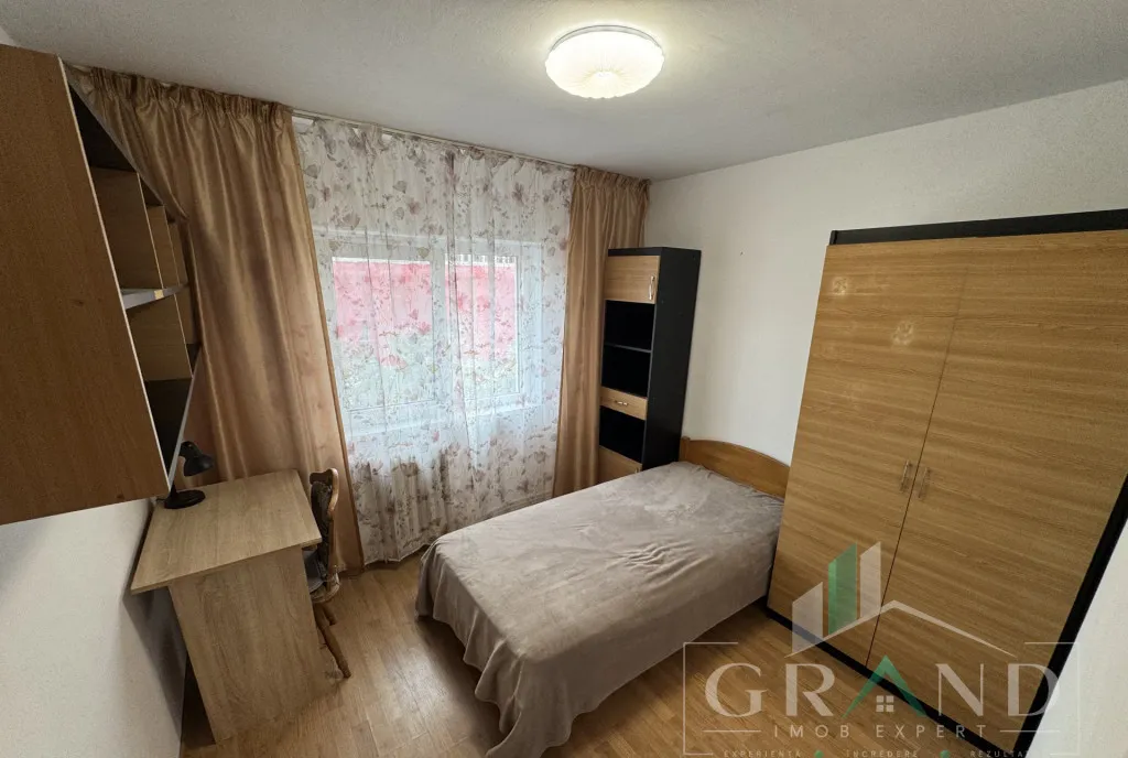 4 camere decomandate 84 mp 2 balcoane 2 bai parcare