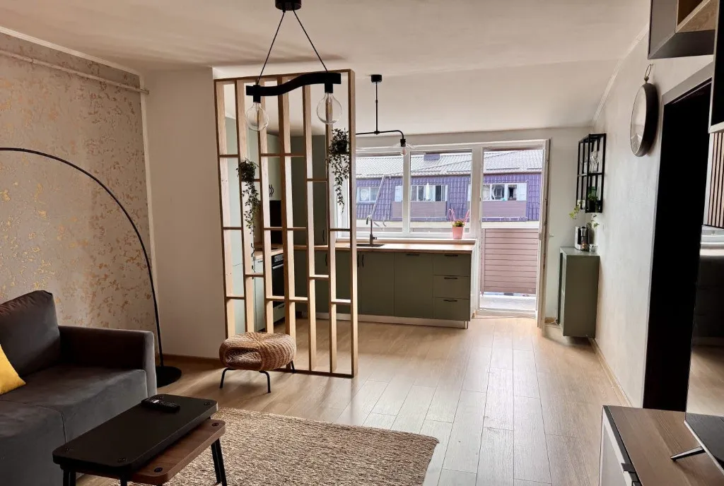 Garsoniera zona astra str Sitarului