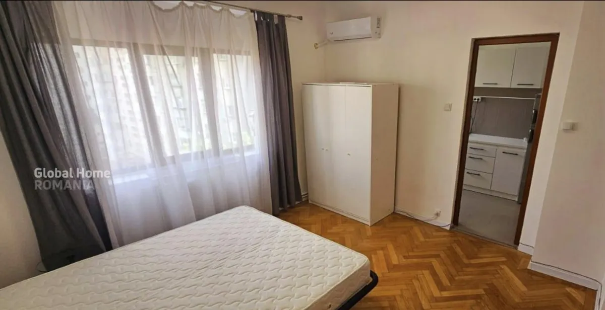 Calea Calarasilor Piata Muncii 4 Camere centrala proprie