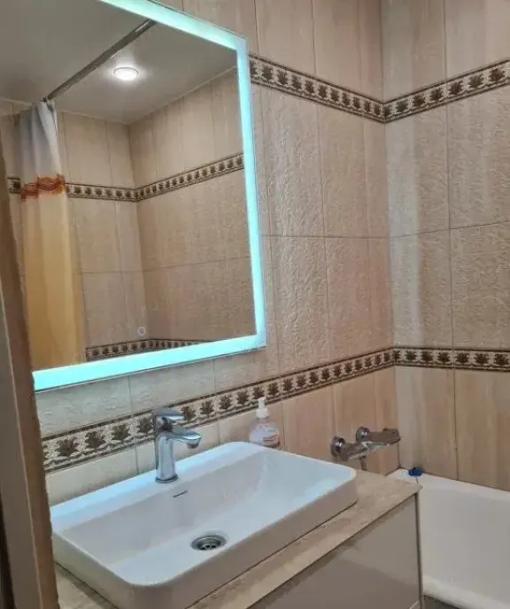 De inchiriat apartament in zona Torontalului