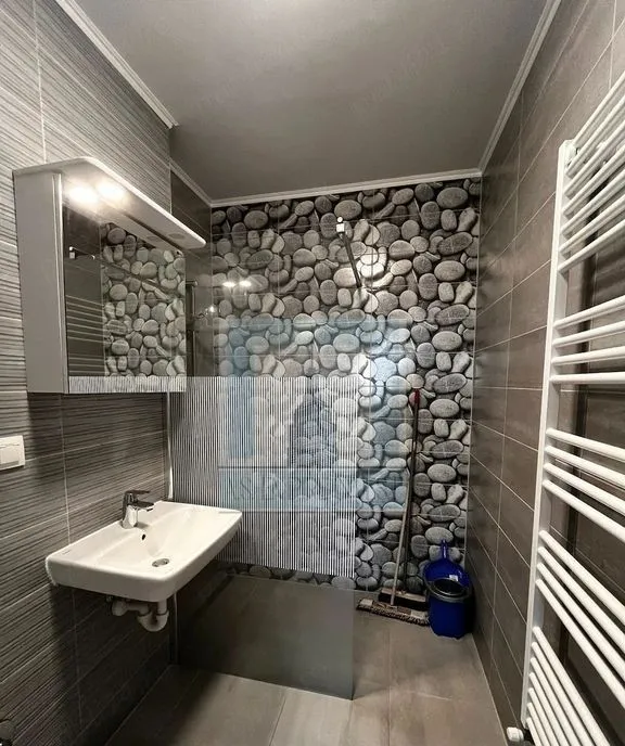 Apartament 2 camere mobilat/utilat zona Avantgarden
