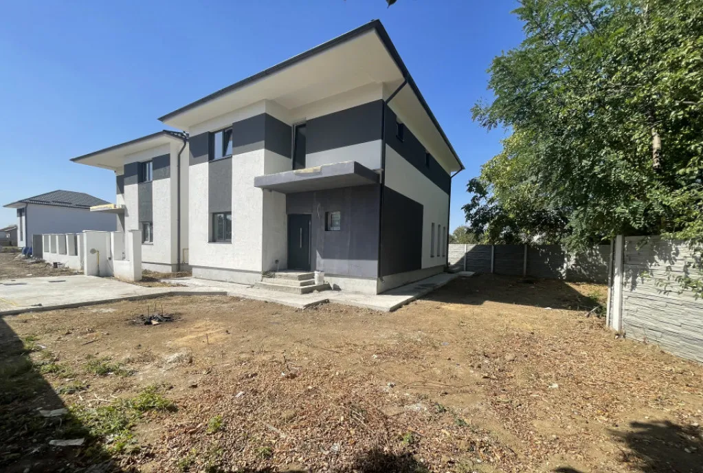 Domnesti vila 4 camere suprafata 140mp te