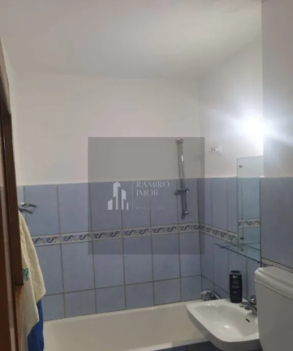 Garsoniera 31mp etaj 3 lift 8 minute Metrou Aparatorii Patriei