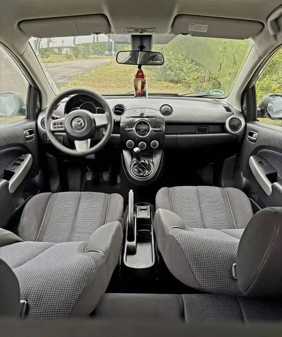Mazda2 Facelift 2010 1 6 95 CP Ideala Icirc ncepatori / Oras Km Reali 3 450 eur