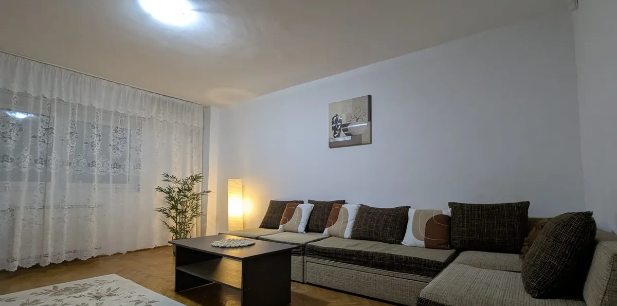10 min Metrou Piata Unirii Apartament 3 camere Decomandat 2 Bai 2 ac