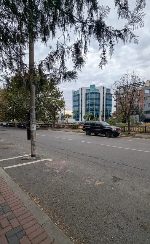 10 min Metrou Piata Unirii Apartament 3 camere Decomandat 2 Bai 2 ac