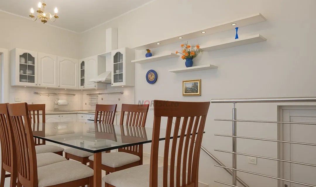 Grand Residence 4 500 mp teren pe strada principala