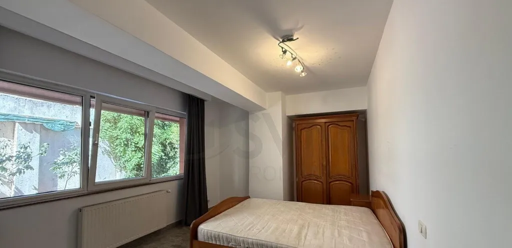 Apartament 4 camere Aviatorilor 138 mp