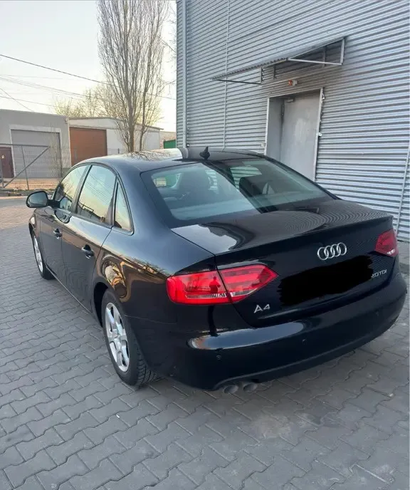 Audi A4 B8 sedan 7 000 eur