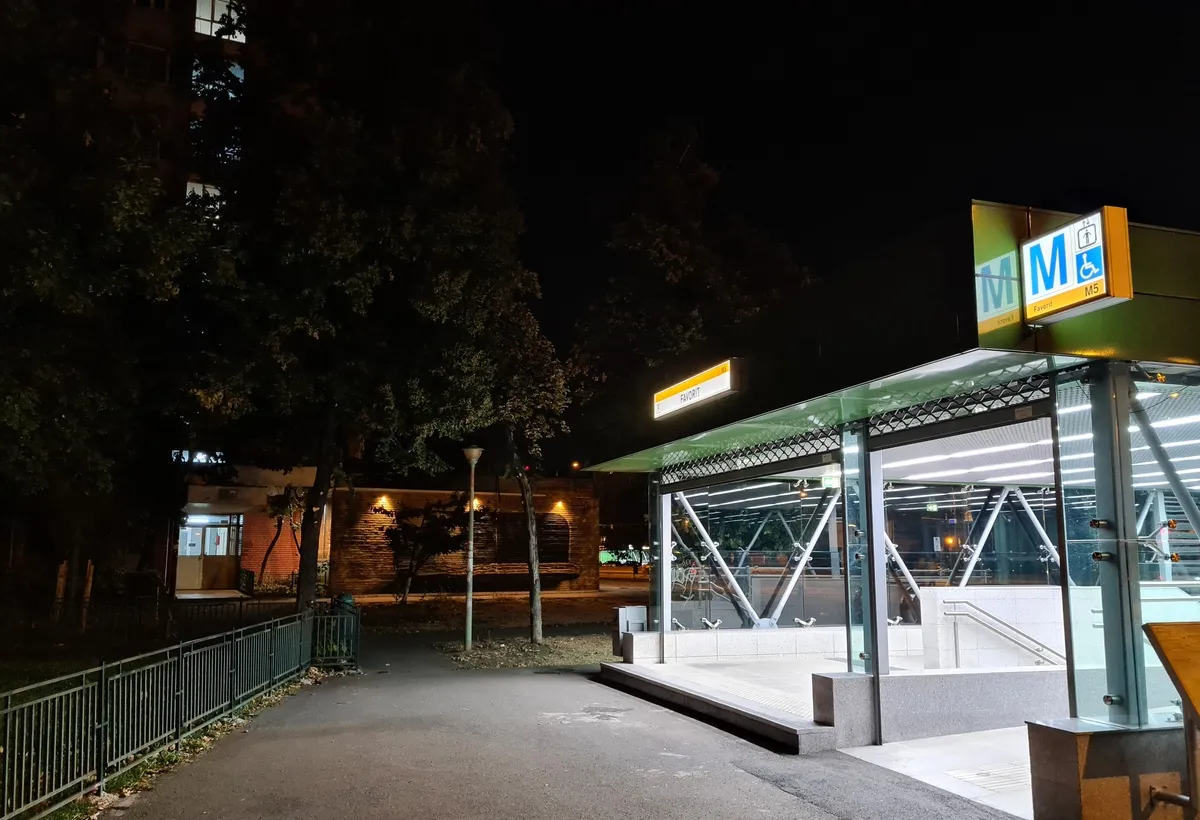 Favorit Metrou Afi Cotroceni