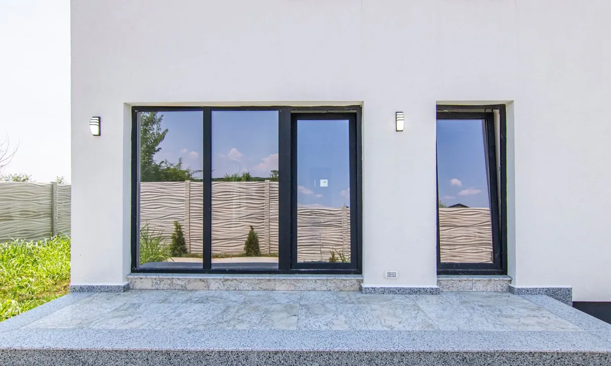 Otopeni casa premium 5 camere finisata la cheie
