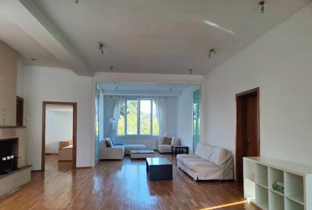 Apartament 4 camere 150 mp zona Primaverii