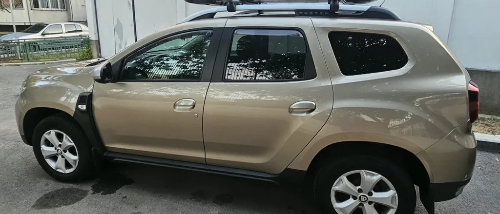 Dacia Duster model Prestige 13 800 eur
