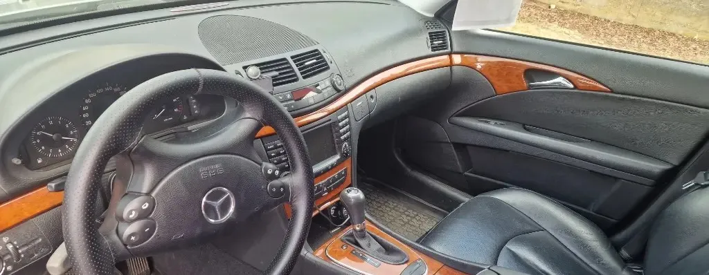 Mercedes E220CDI 170CP an 2007 4 850 eur