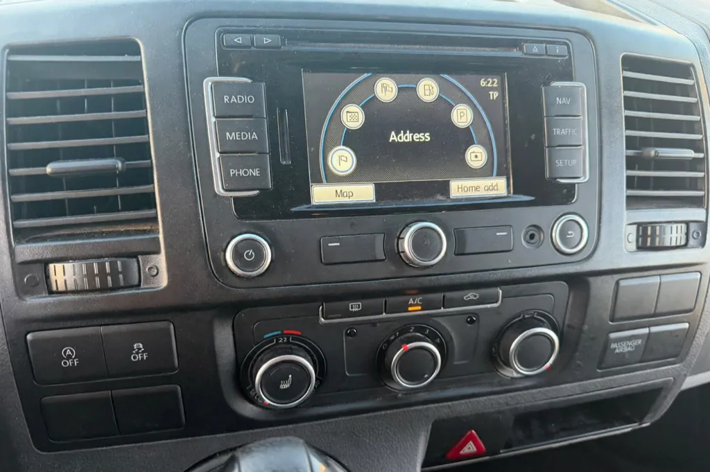 Volkswagen transporter T5 automat 7 500 eur
