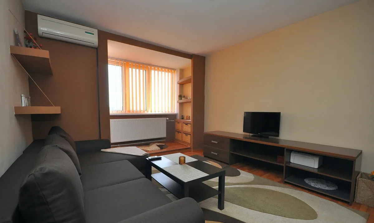 Drumul Taberei Apartament 2 camere langa parc si metrou